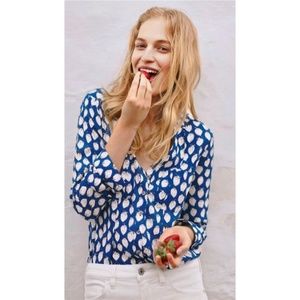 Anthropologie Maeve Blue White Strawberry Print Rochelle Button Down Top Size 8